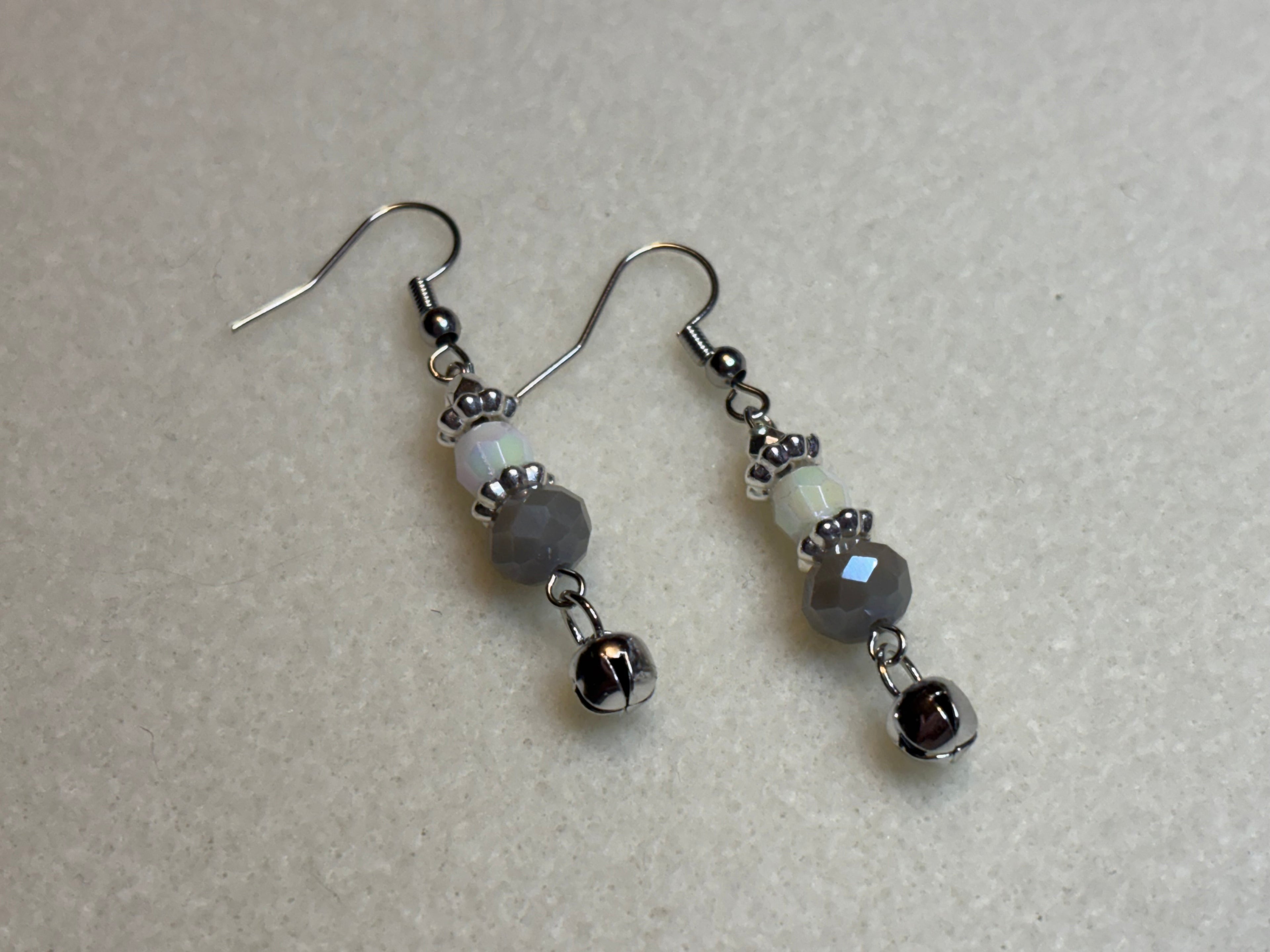 Handmade Beaded Holiday Bracelet And Earrings Set