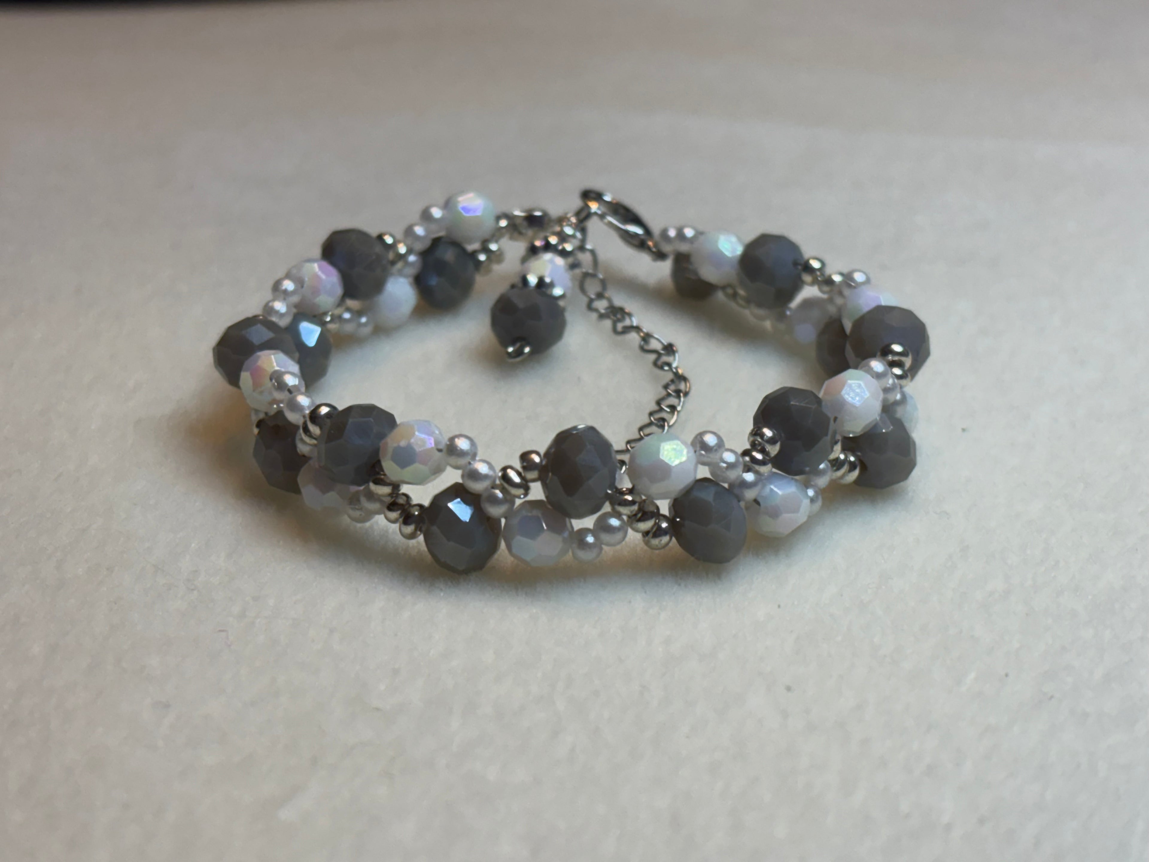 Handmade Beaded Holiday Bracelet And Earrings Set