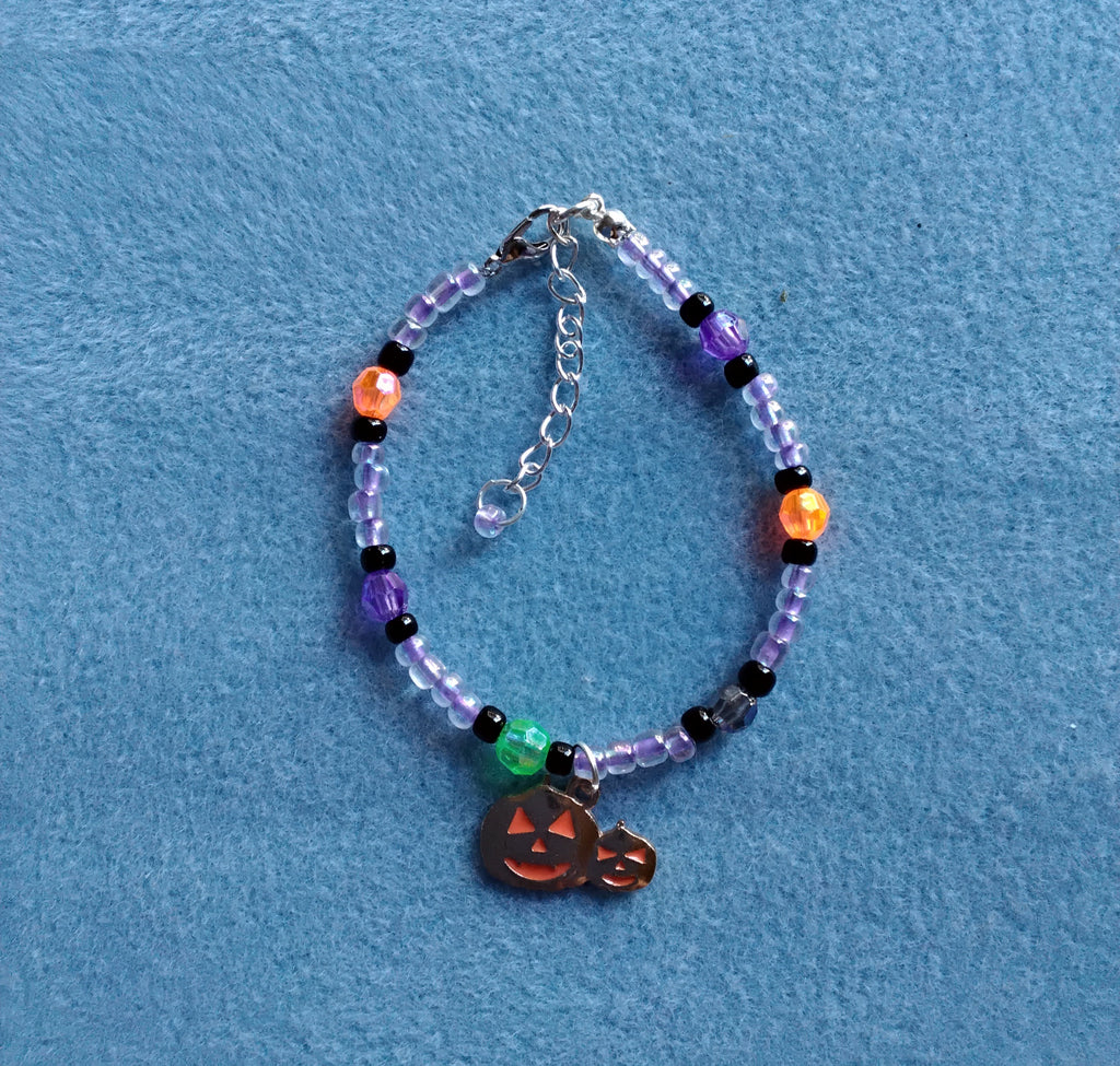 Handmade Beaded Halloween Bracelet (Pumpkins)