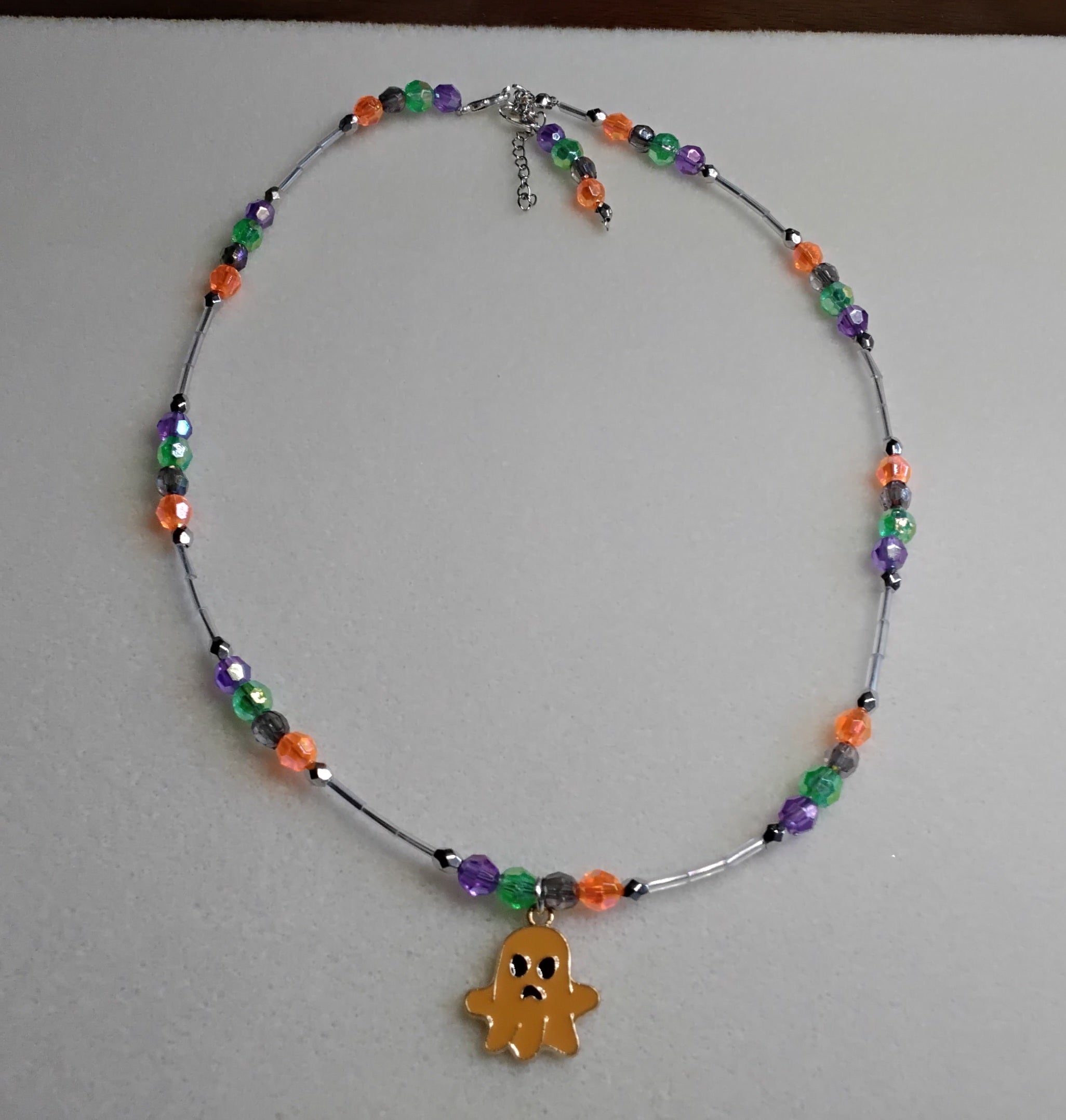 Handmade Beaded Halloween Necklace and Bracelet Set (Ghost)