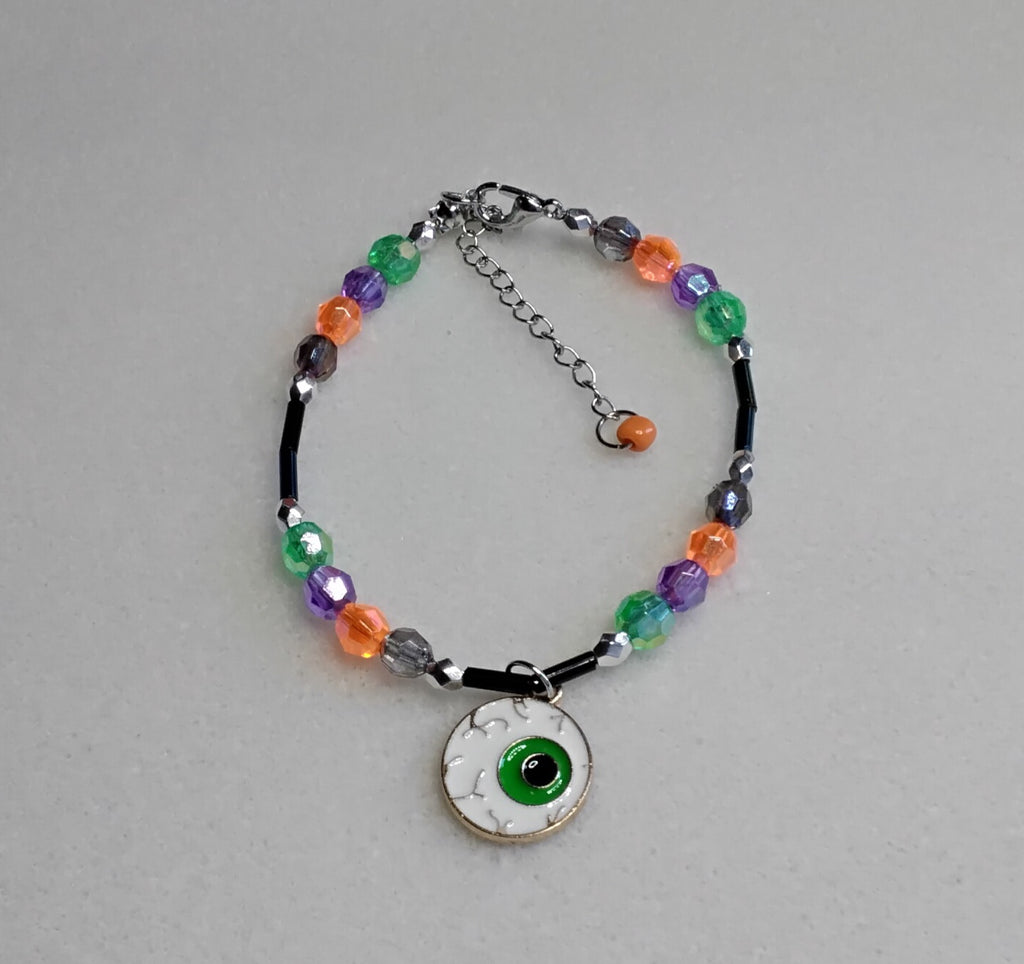Handmade Beaded Halloween Bracelet (Eyeball)