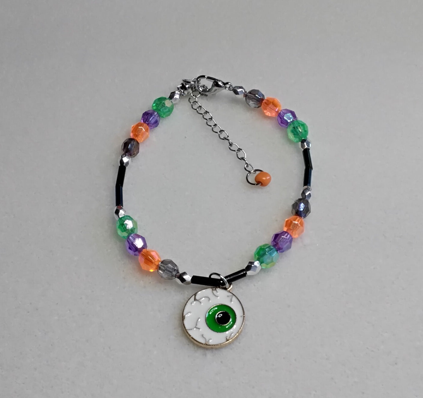 Handmade Beaded Halloween Bracelet (Eyeball)