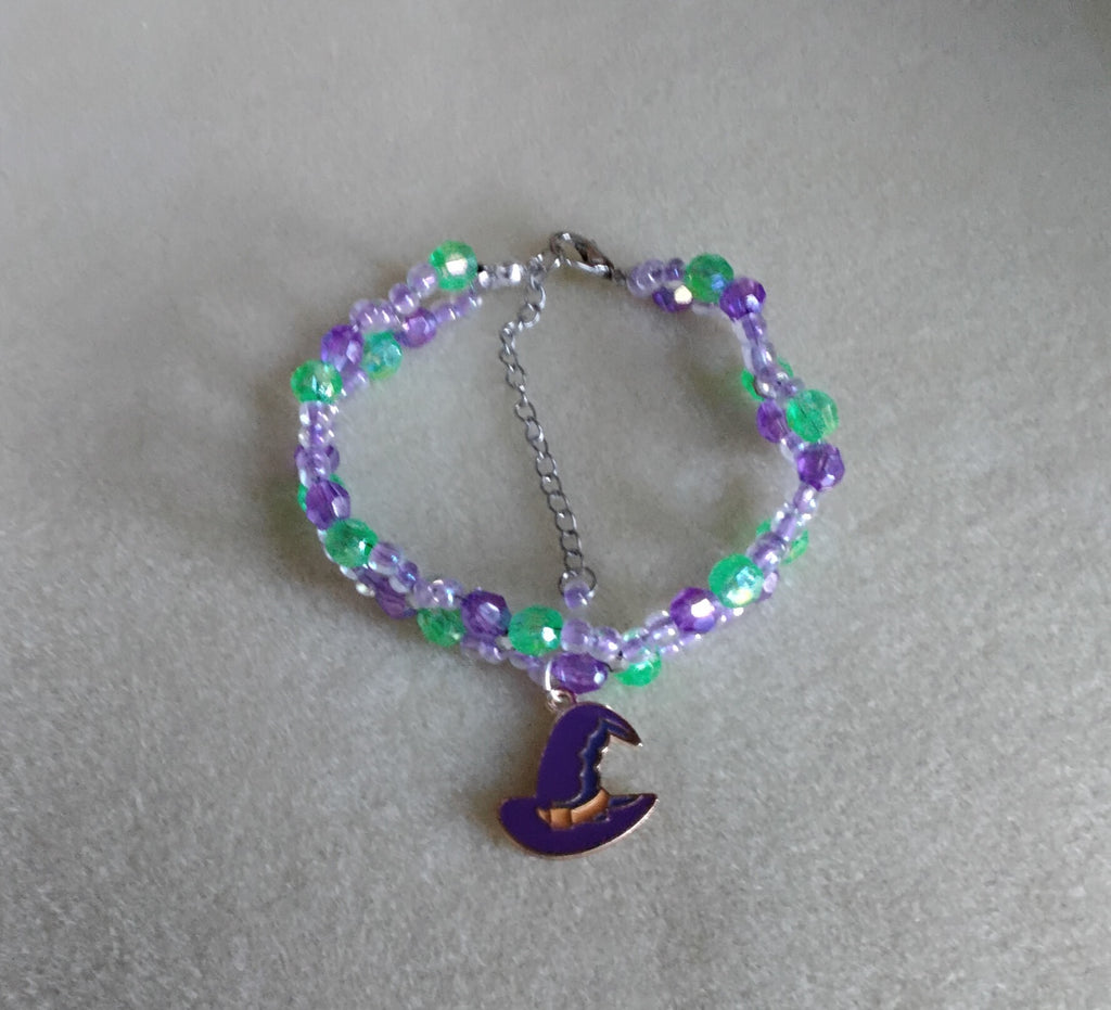 Handmade Beaded Halloween Bracelet (Witch Hat)